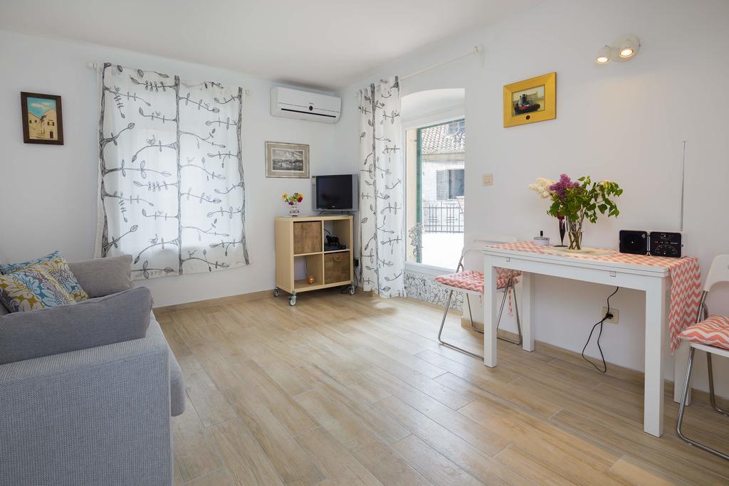 Phoenix Studio Apartment Split Exterior foto